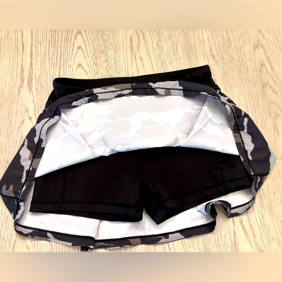 Mono B Camo Athletic Skort - Picture 2 of 5